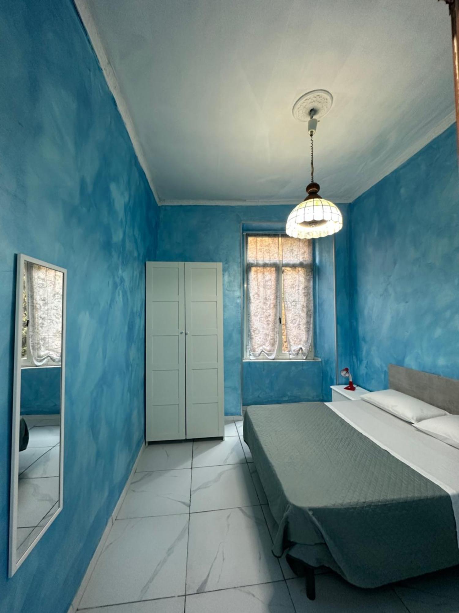Holiday House Clara&Vincenzo نابولي المظهر الخارجي الصورة